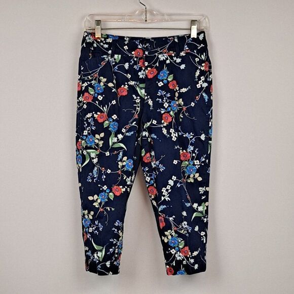 Ladies Capris  - Picture 1 of 10